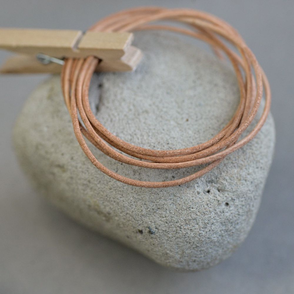 шнур кожаный, цвет бежево-коричневый, диаметр 1.5 мм