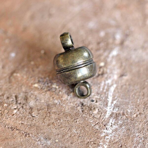 Замочки застежка магнитная "макарон", цвет античная бронза, 12х7 мм