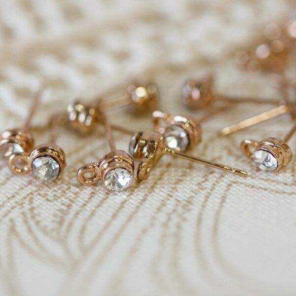 пуссеты "элегия", стразы, цвет золото, 5х14 мм