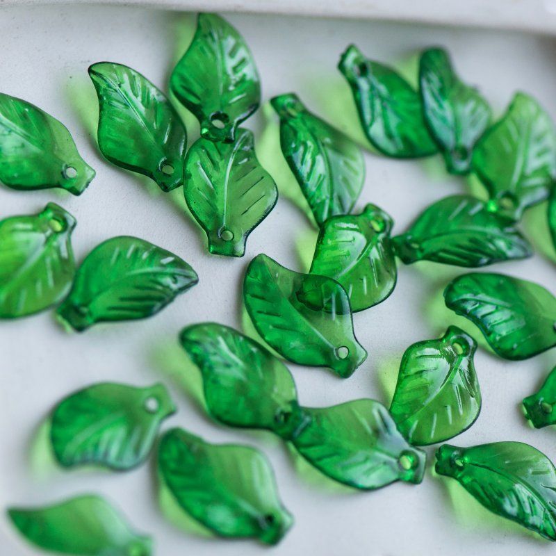 подвеска акриловая "листок", цвет насыщенный зеленый, 20x13x4 мм