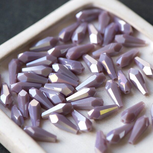 (им)бусина "капля", граненая, стекло, цвет сиреневый радужный, 14x6 мм