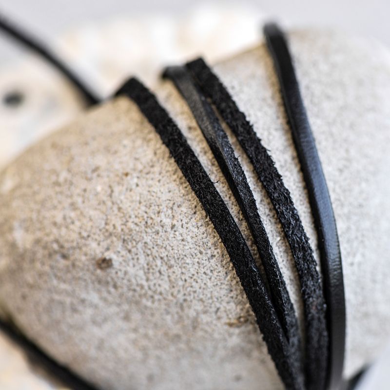 шнур кожаный, плоский, цвет черный, 3х2 мм