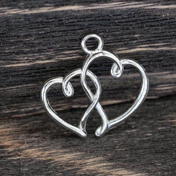 подвеска металлическая "валентинка", цвет платина, 20x19x2 мм