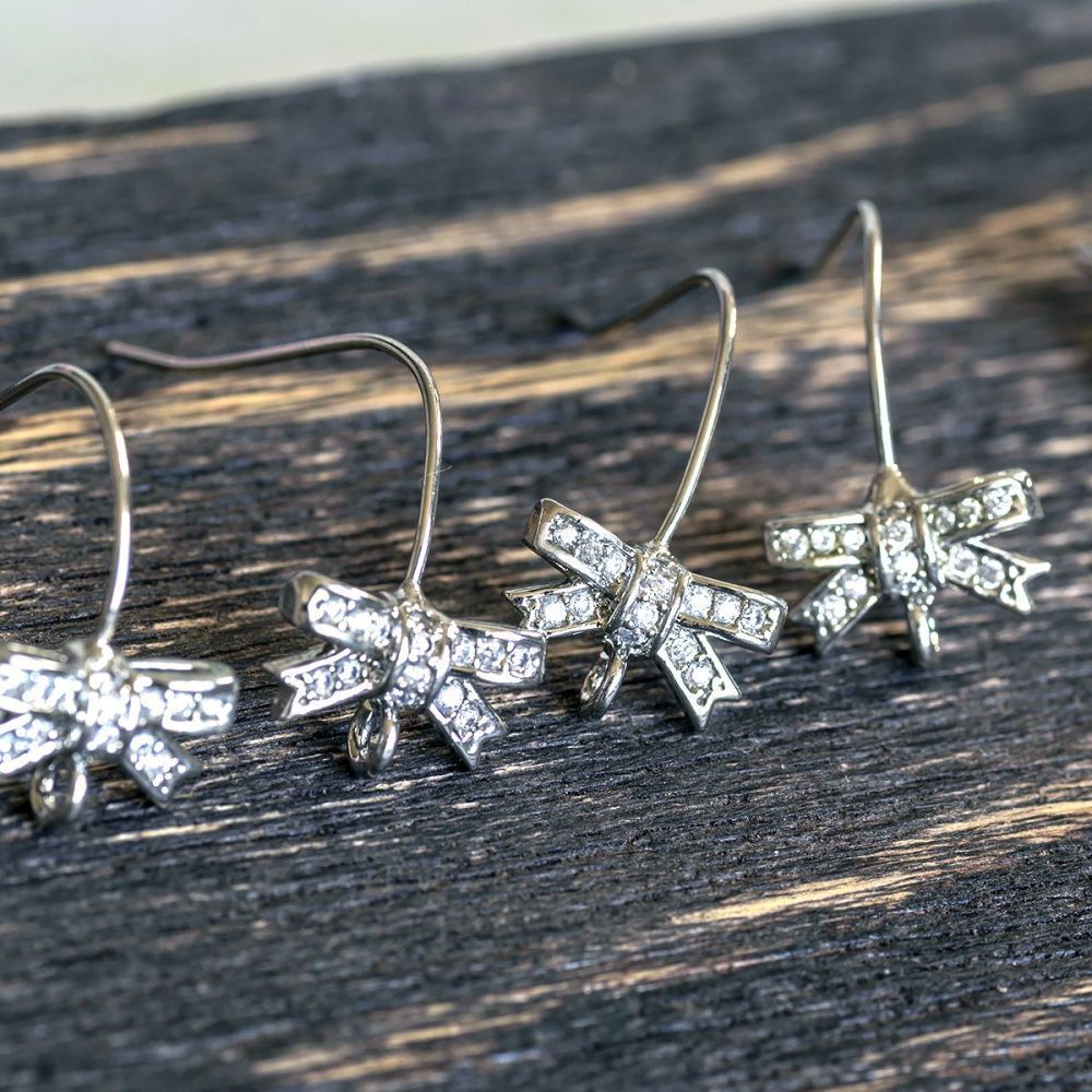 швензы "бант", с цирконием, цвет платина, 21x13x3.5 мм