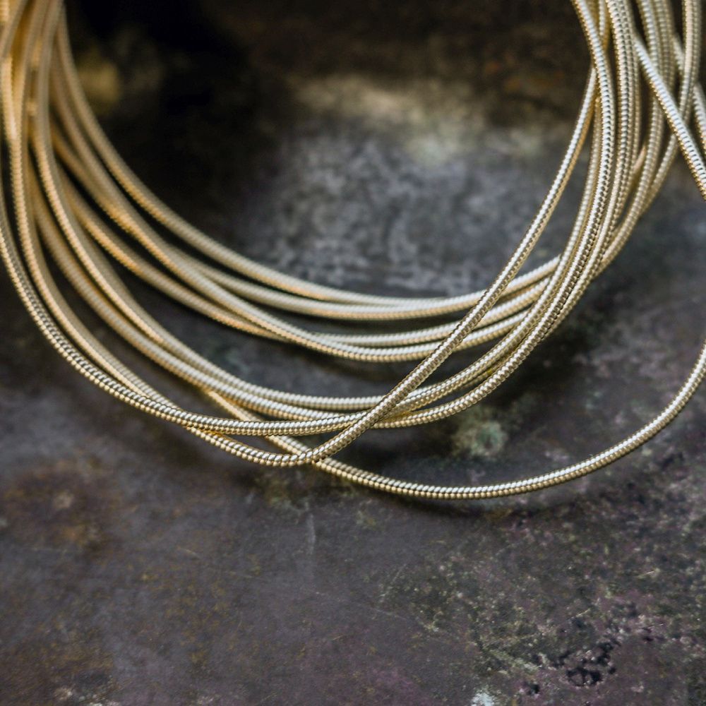 канитель жесткая, цвет бледное золото, 1 мм