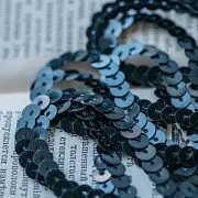 Пайетки на нити, цвет черный, диаметр 6 мм