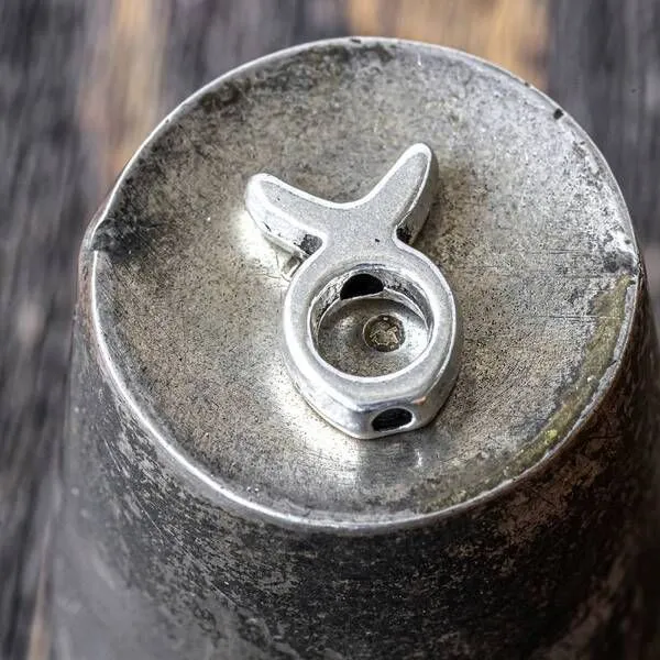 рамка для бусин "рыбка", цвет античное серебро, 13.5x9x3 мм