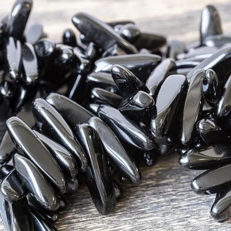 бусина агат, осколки, цвет черный, размерный микс