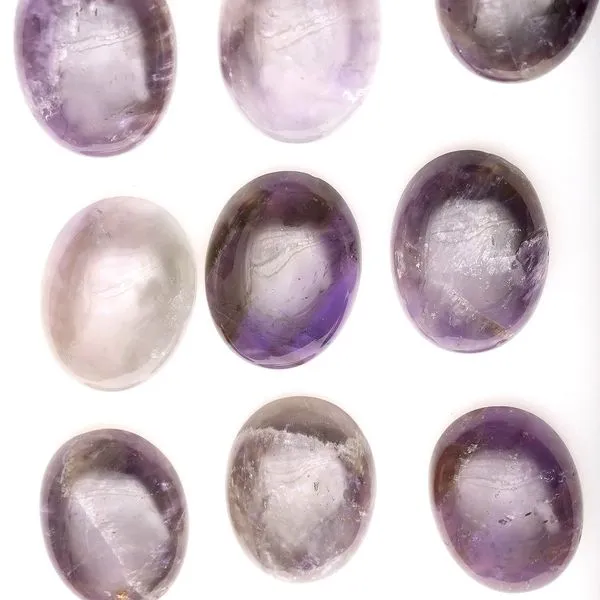 кабошон аметист овальный, цвет фиолетовый, 25х18х7 мм