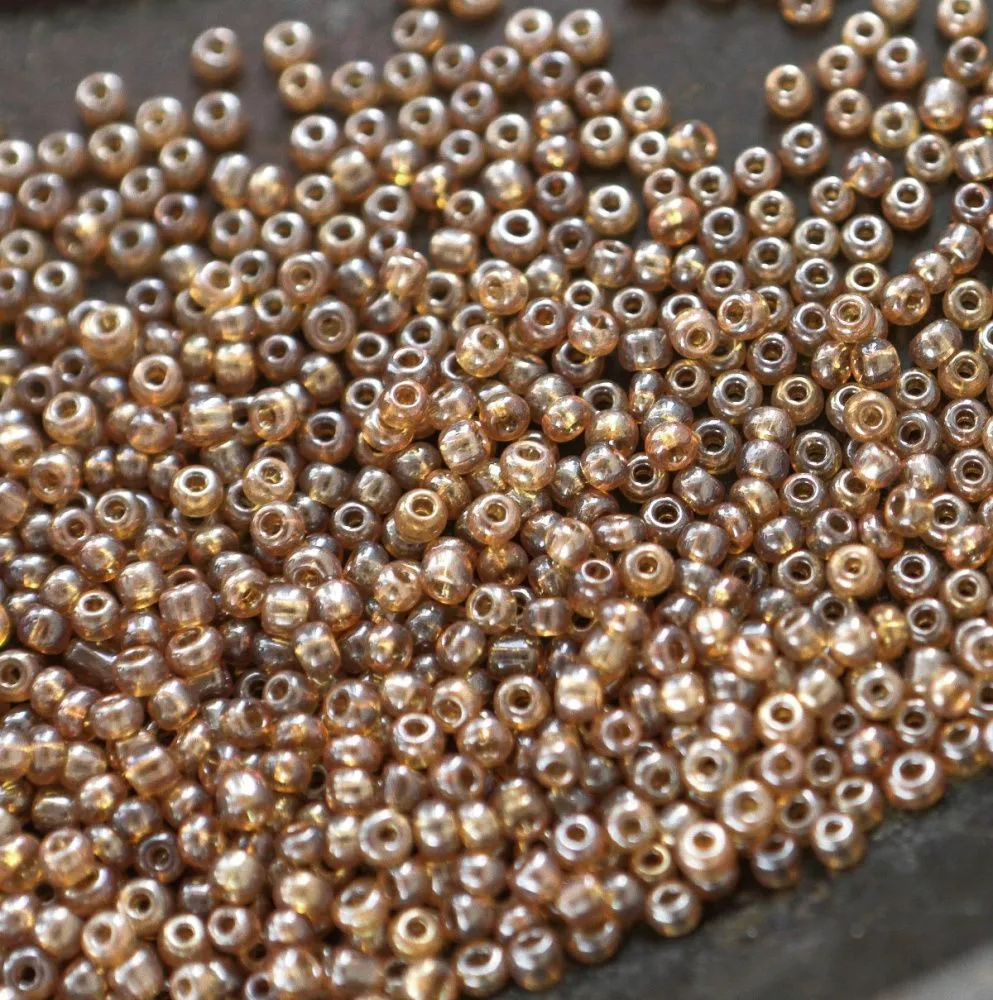 бисер "радуга", цвет коньячный люстровый, 12/0 (уп 7 г)