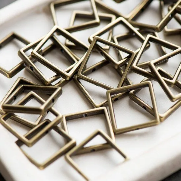 рамка для бусин "квадро", цвет античная бронза, 17x17x3 мм