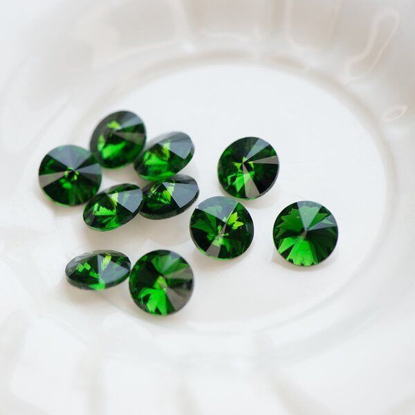 кабошон стекло риволи, цвет emerald, 12 мм