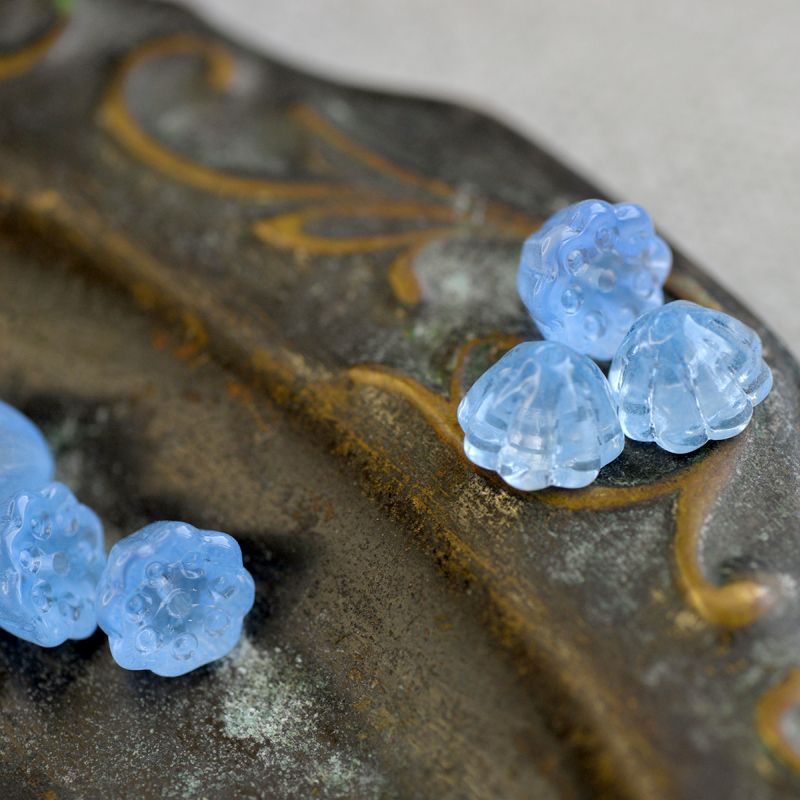 бусина "бутон лотоса", стекло, цвет голубой, 11x10.5x8 мм