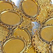 Сеттинг овальный "Ажур", цвет античное золото, 39х27х2 мм
