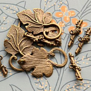 Тоггл "Виноград", цвет античная бронза, 24х7х4.5 мм