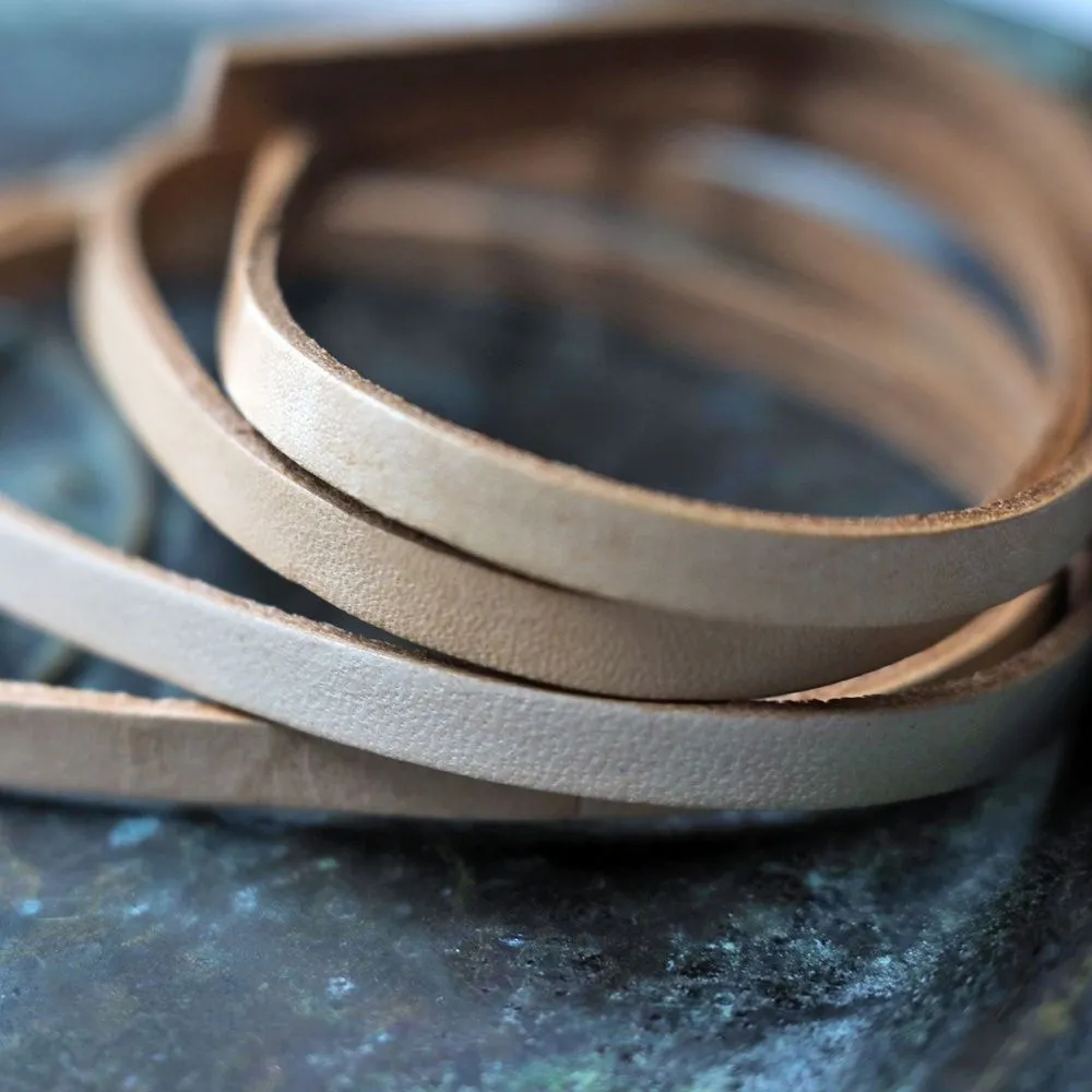 шнур кожаный, плоский, цвет бежевый, 6х2 мм