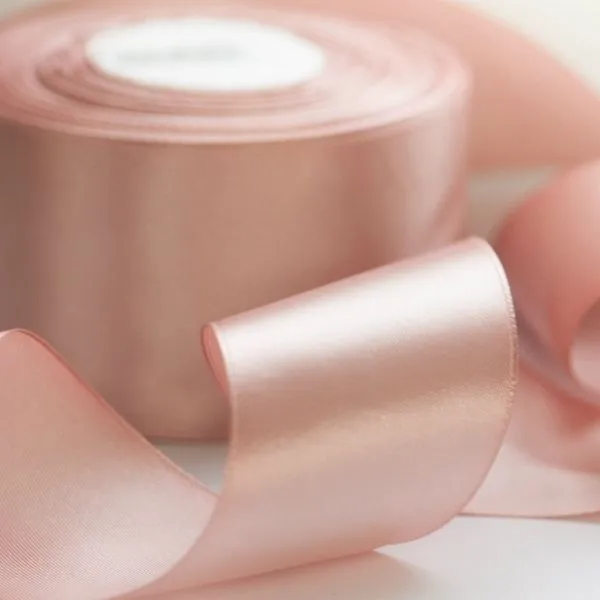 лента, атлас, цвет жемчужно-розовый, ширина 50 мм ленты