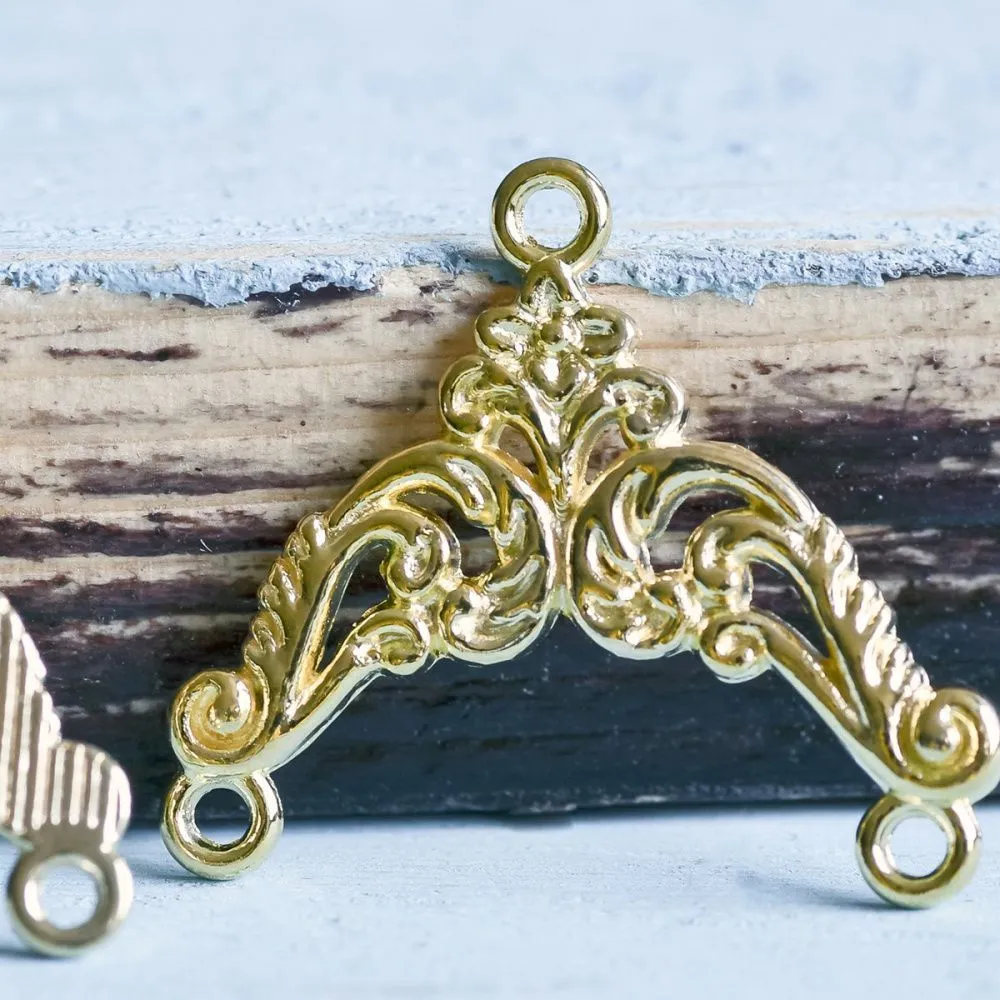 коннектор "акант", цвет золото, 23x27x1.5 мм