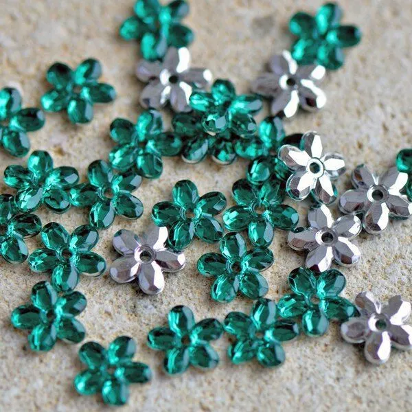стразы пришивные "грани", акрил, цветок, цвет изумрудный, 8x8x2 мм