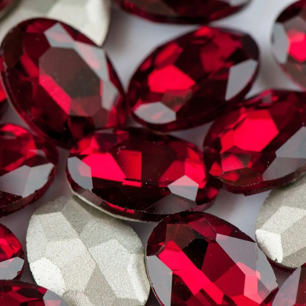 кабошон стекло кристалл, овальный, цвет siam, 18х13 мм